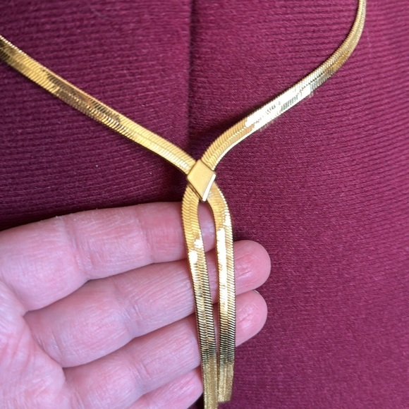 Uncommon James VENETIAN HERRINGBONE Y-NECKLACE IN GOLD - Picture 3 of 6